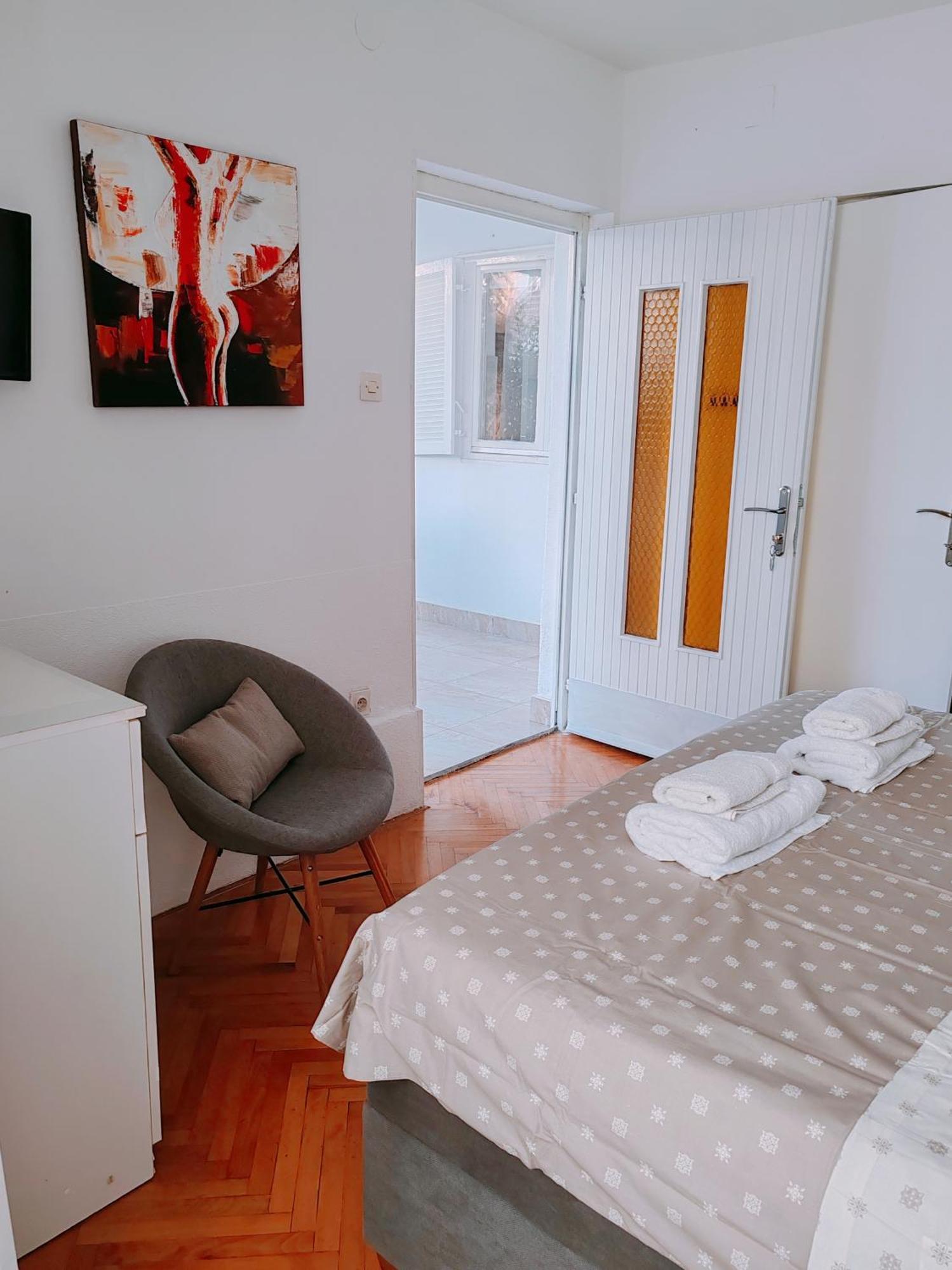 Studio Bobo โรวีน ภายนอก รูปภาพ